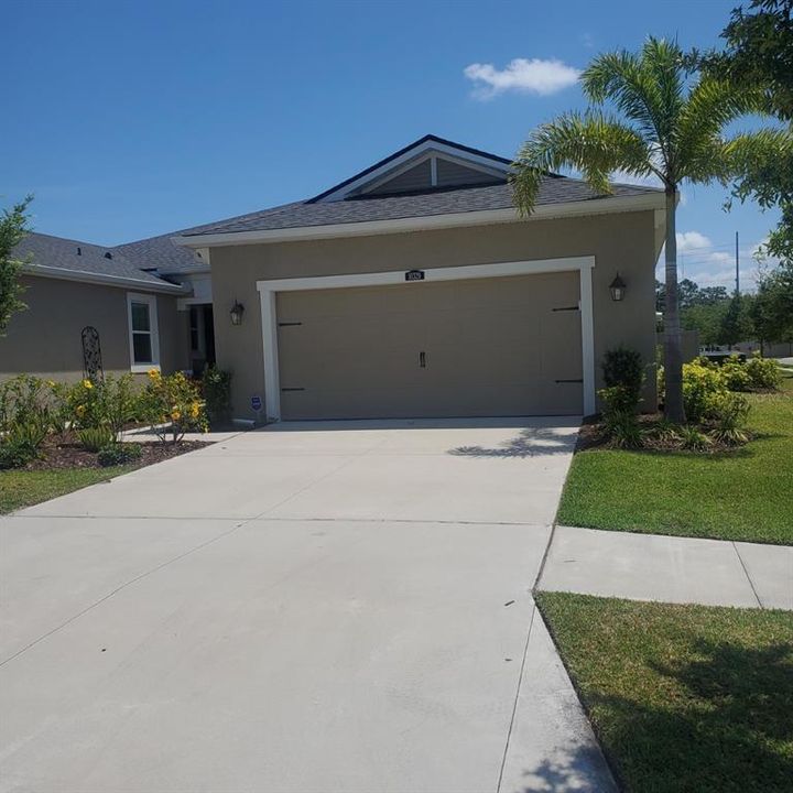Recently Sold: $345,645 (4 beds, 2 baths, 2500 Square Feet)