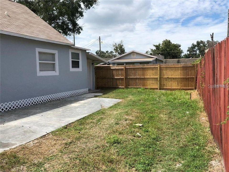 Recently Sold: $290,000 (4 beds, 2 baths, 1460 Square Feet)