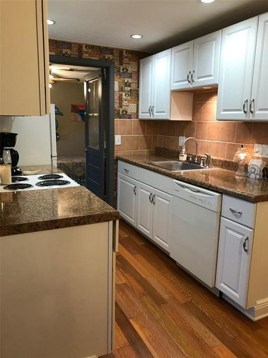 Recently Sold: $100,000 (1 beds, 1 baths, 540 Square Feet)