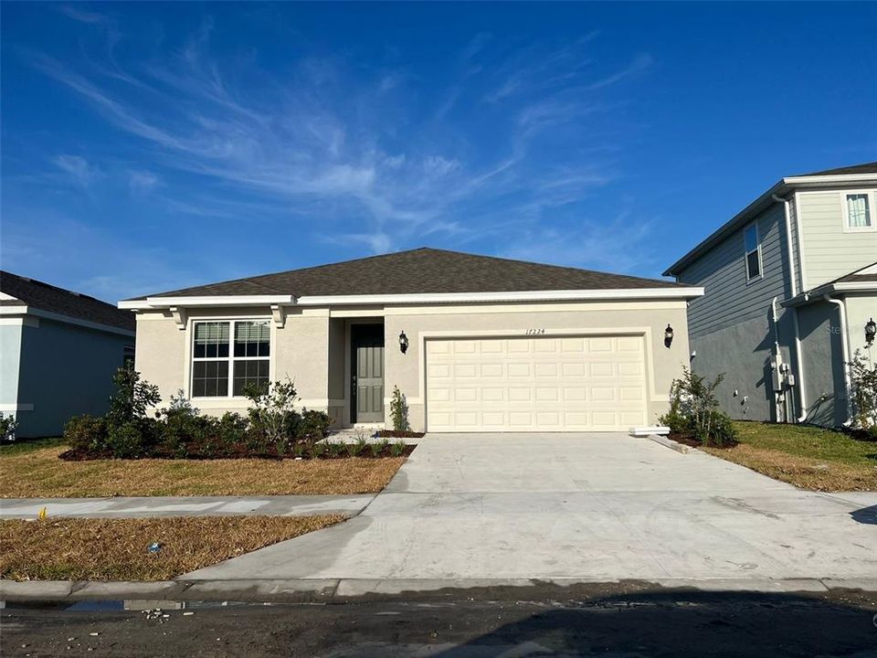 Recently Sold: $426,740 (4 beds, 2 baths, 1850 Square Feet)