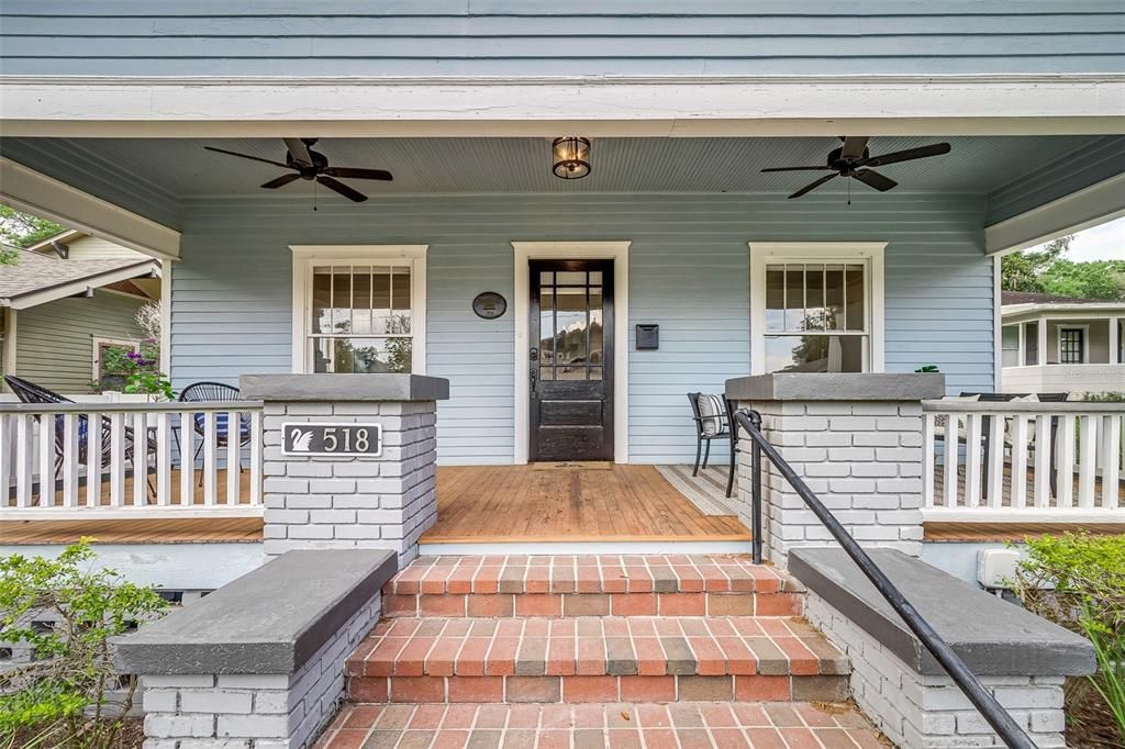 Recently Sold: $485,000 (3 beds, 2 baths, 1774 Square Feet)
