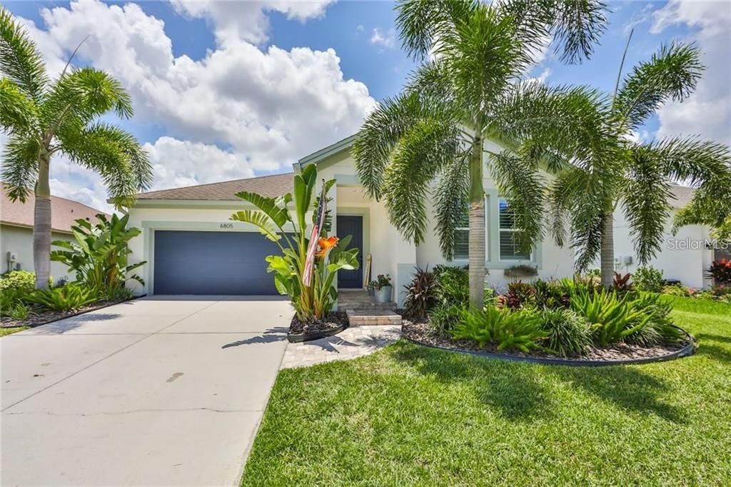 Recently Sold: $585,000 (4 beds, 2 baths, 2161 Square Feet)