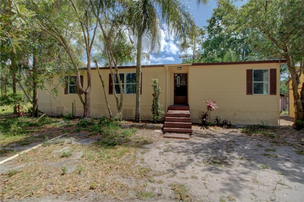 Recently Sold: $219,000 (3 beds, 2 baths, 1381 Square Feet)