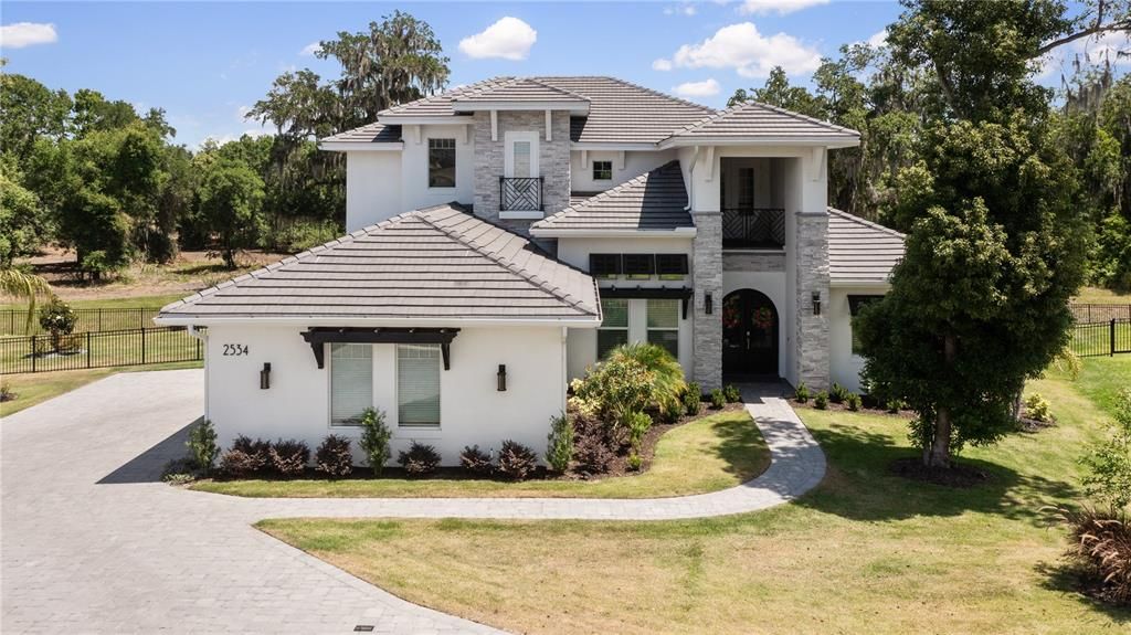 Vendido Recientemente: $1,250,000 (4 camas, 4 baños, 3577 Pies cuadrados)