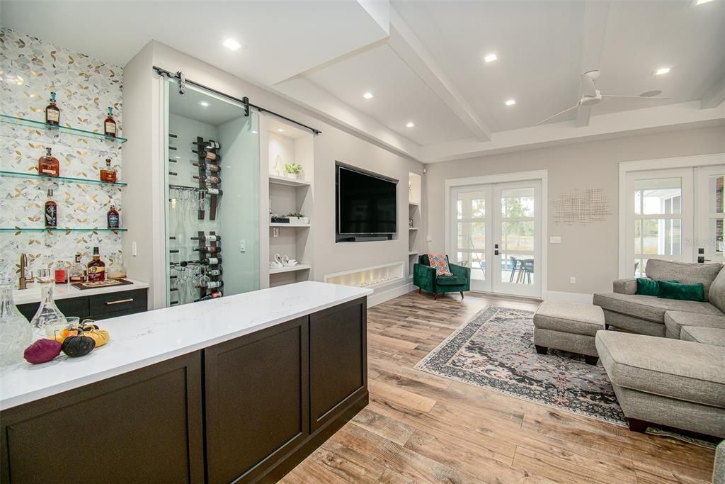 Recently Sold: $1,050,000 (3 beds, 3 baths, 3163 Square Feet)