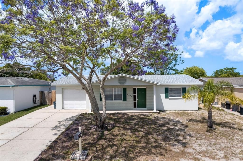 Recently Sold: $247,500 (2 beds, 2 baths, 1100 Square Feet)