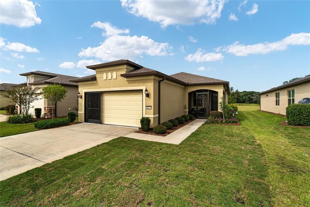 Vendido Recientemente: $338,883 (3 camas, 2 baños, 1588 Pies cuadrados)