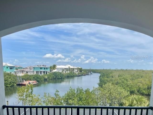 Recently Sold: $1,224,201 (4 beds, 3 baths, 2875 Square Feet)