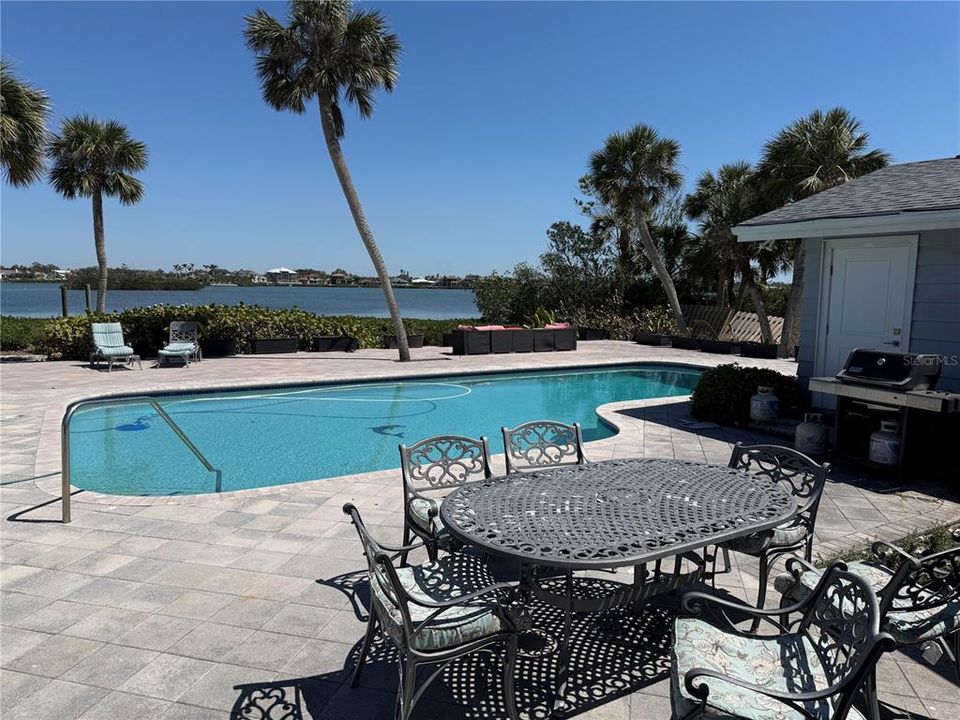 For Rent: $10,000 (4 beds, 3 baths, 3275 Square Feet)