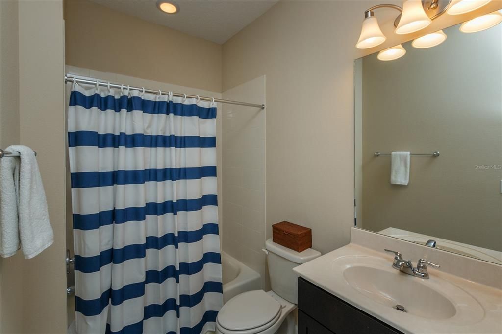 Недавно арендовано: $2,750 (3 спален, 3 ванн, 1989 Квадратных фут)