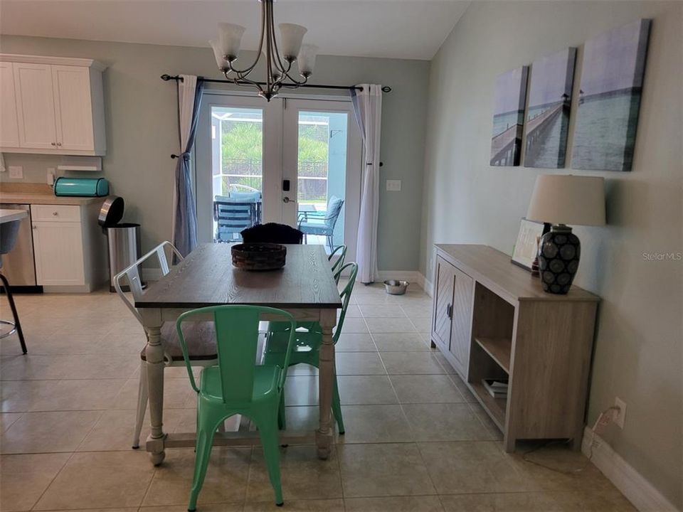 出租: $5,500 (3 贝兹, 2 浴室, 1630 平方英尺)