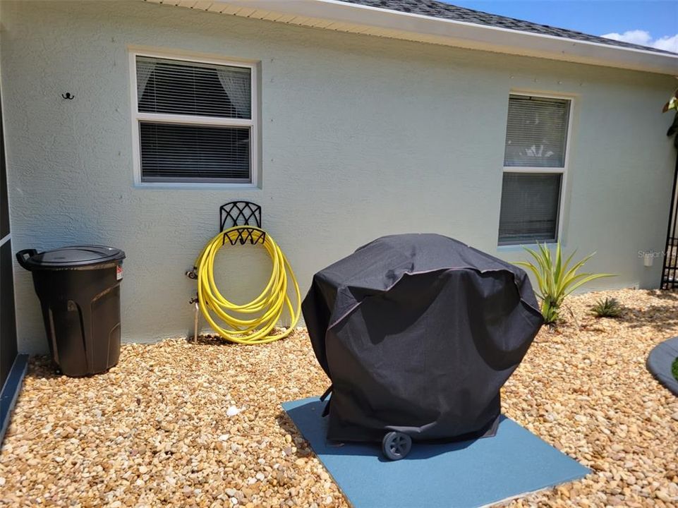 出租: $5,500 (3 贝兹, 2 浴室, 1630 平方英尺)