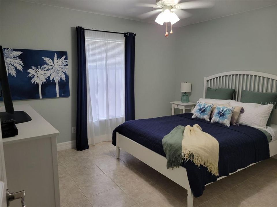 出租: $5,500 (3 贝兹, 2 浴室, 1630 平方英尺)