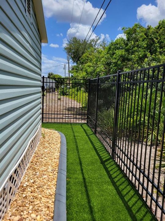 出租: $5,500 (3 贝兹, 2 浴室, 1630 平方英尺)