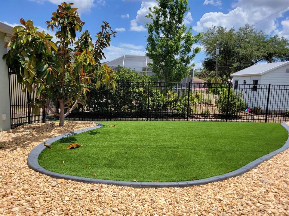 出租: $5,500 (3 贝兹, 2 浴室, 1630 平方英尺)