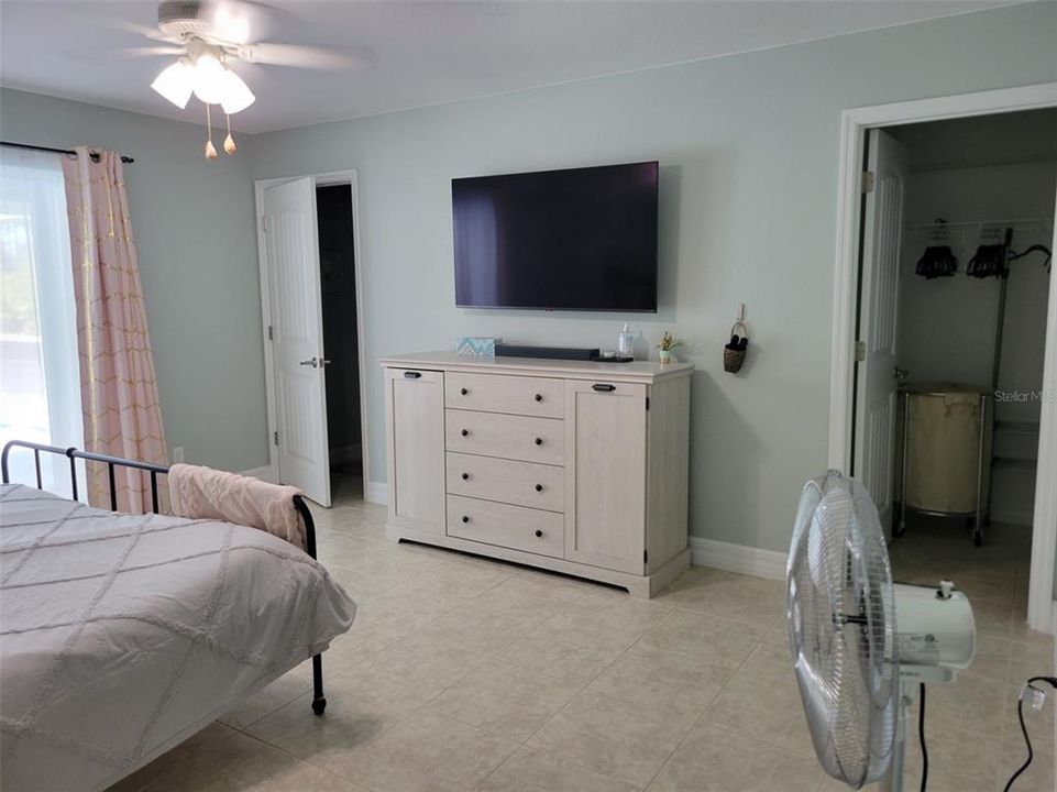 出租: $5,500 (3 贝兹, 2 浴室, 1630 平方英尺)