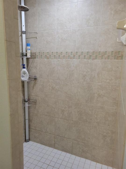 出租: $5,500 (3 贝兹, 2 浴室, 1630 平方英尺)