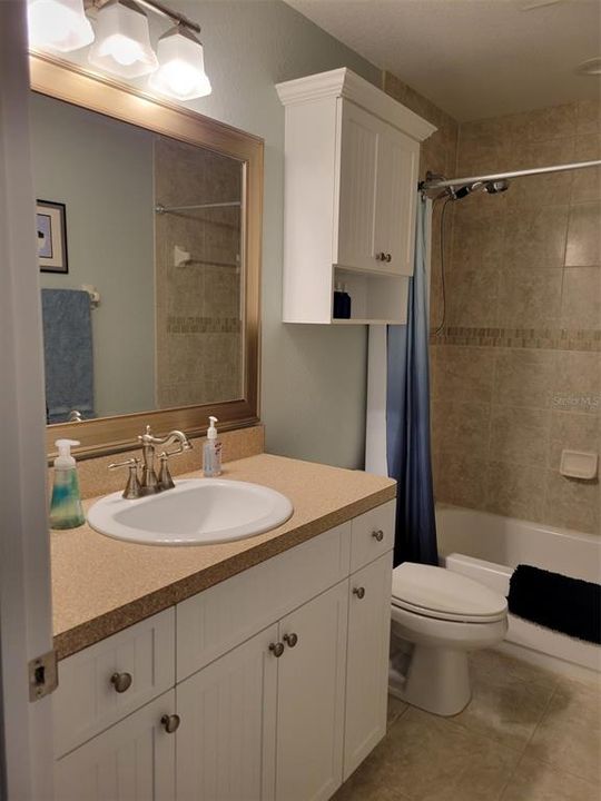 出租: $5,500 (3 贝兹, 2 浴室, 1630 平方英尺)