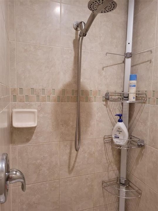 出租: $5,500 (3 贝兹, 2 浴室, 1630 平方英尺)