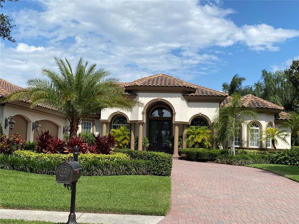 Recently Sold: $1,425,000 (4 beds, 3 baths, 3801 Square Feet)