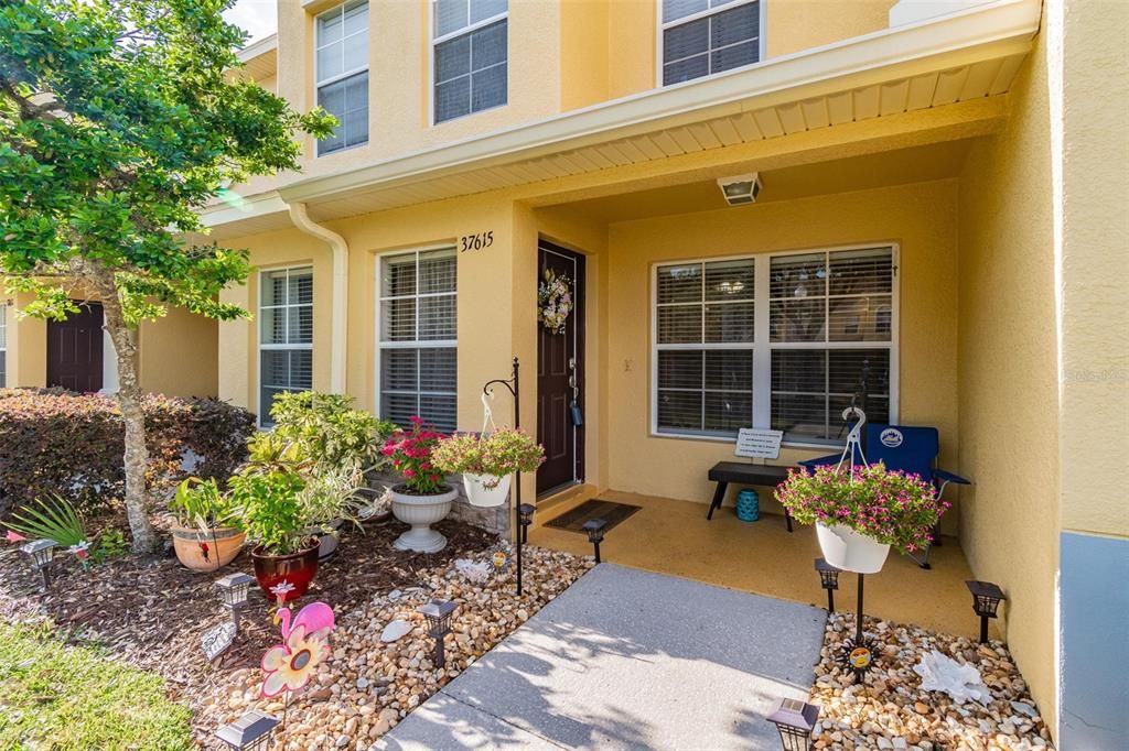 Recently Sold: $220,000 (2 beds, 2 baths, 1561 Square Feet)