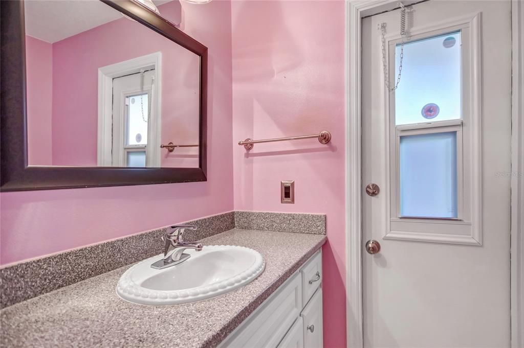 Guest bathroom with access to the Lanai.