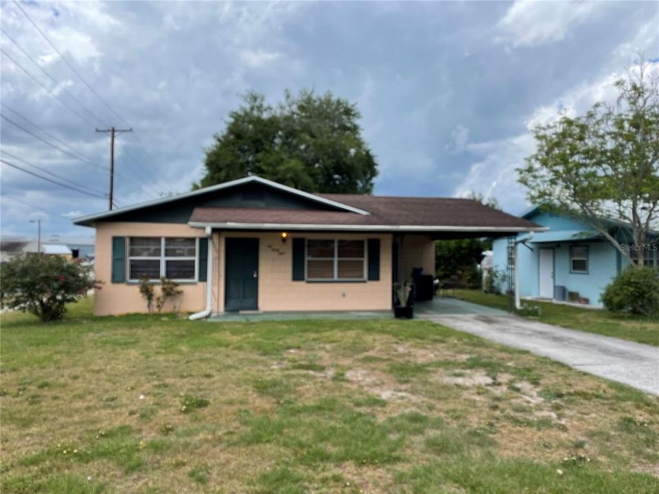 Recently Sold: $157,000 (3 beds, 2 baths, 1120 Square Feet)