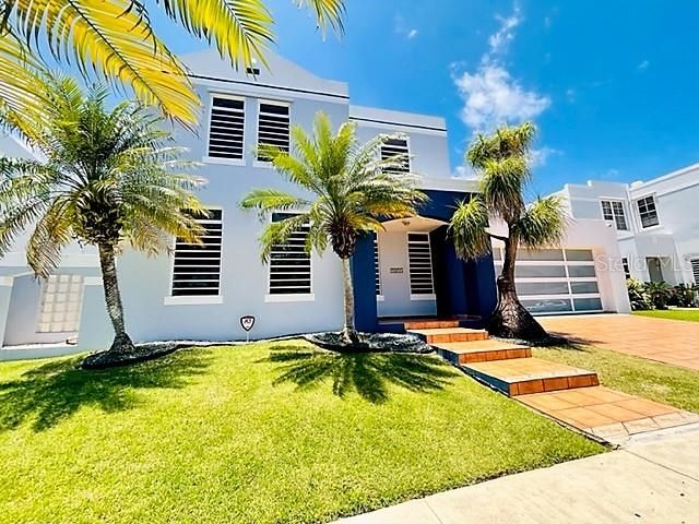 Vendido Recientemente: $425,000 (4 camas, 2 baños, 2350 Pies cuadrados)