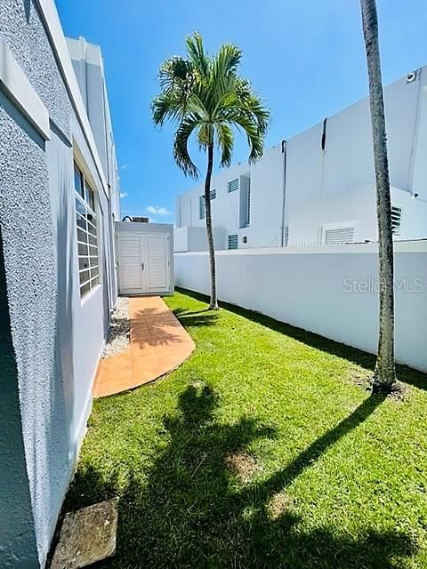 Vendido Recientemente: $425,000 (4 camas, 2 baños, 2350 Pies cuadrados)