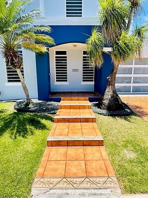 Vendido Recientemente: $425,000 (4 camas, 2 baños, 2350 Pies cuadrados)