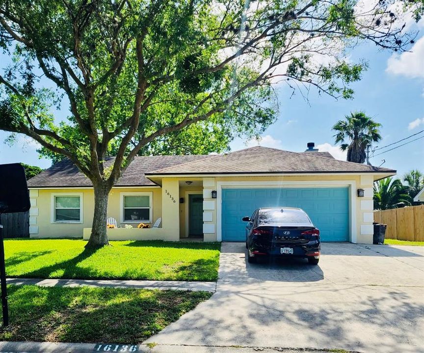 Recently Sold: $295,000 (4 beds, 2 baths, 1703 Square Feet)