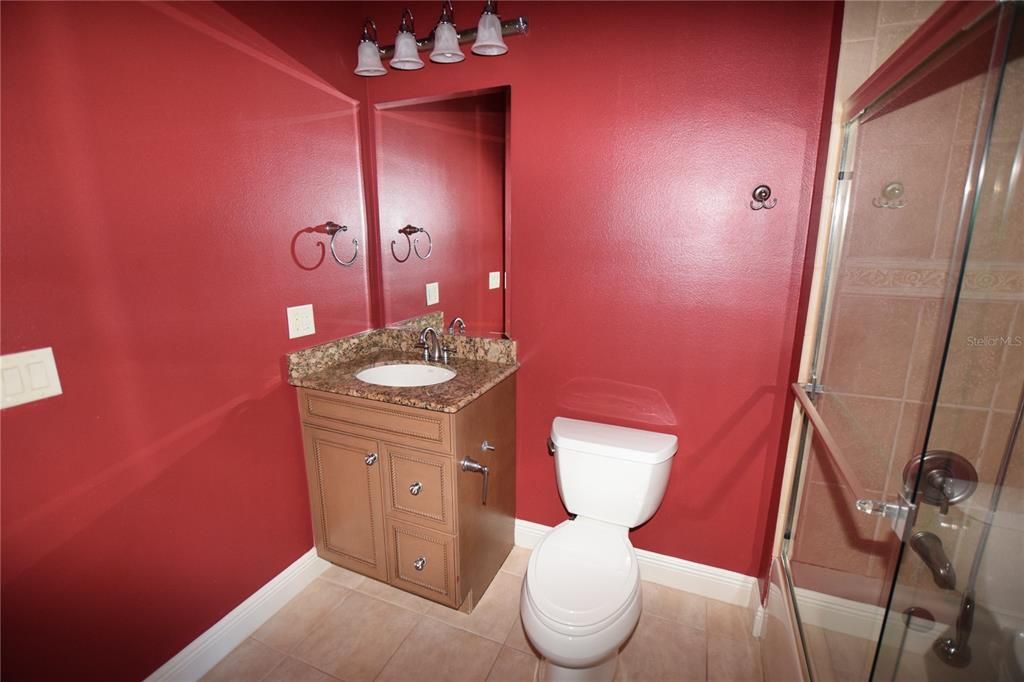 最近租的: $6,900 (5 贝兹, 4 浴室, 4715 平方英尺)