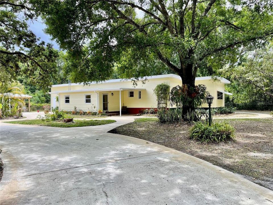 Recently Sold: $290,000 (3 beds, 2 baths, 1874 Square Feet)