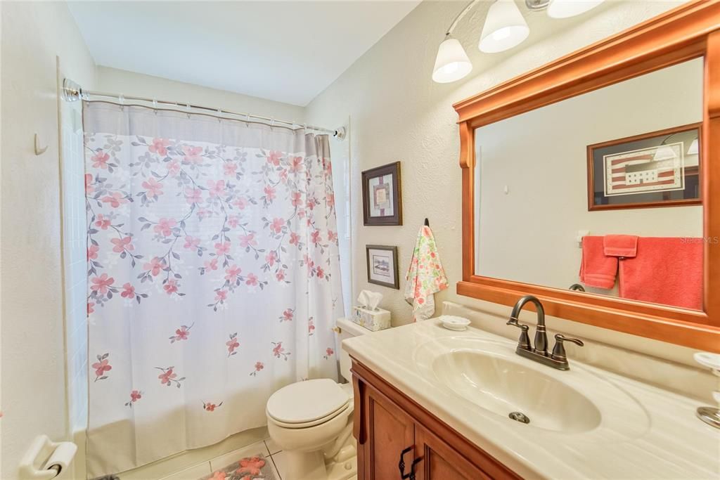 Recently Sold: $290,000 (2 beds, 2 baths, 1601 Square Feet)