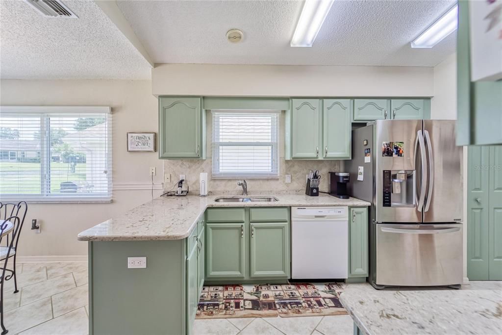 Recently Sold: $290,000 (2 beds, 2 baths, 1601 Square Feet)