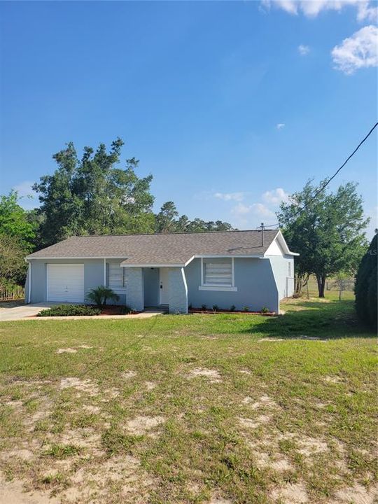 Recently Sold: $199,900 (2 beds, 2 baths, 858 Square Feet)