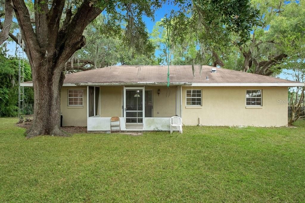 Recently Sold: $253,000 (3 beds, 2 baths, 1248 Square Feet)