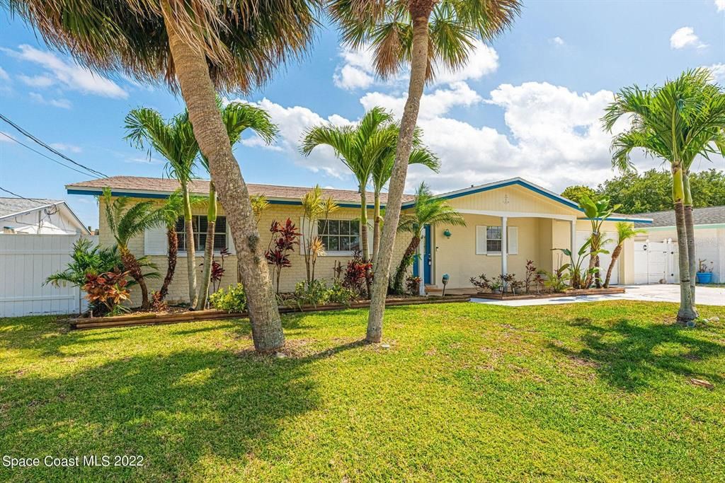 Recently Sold: $595,000 (3 beds, 2 baths, 1769 Square Feet)
