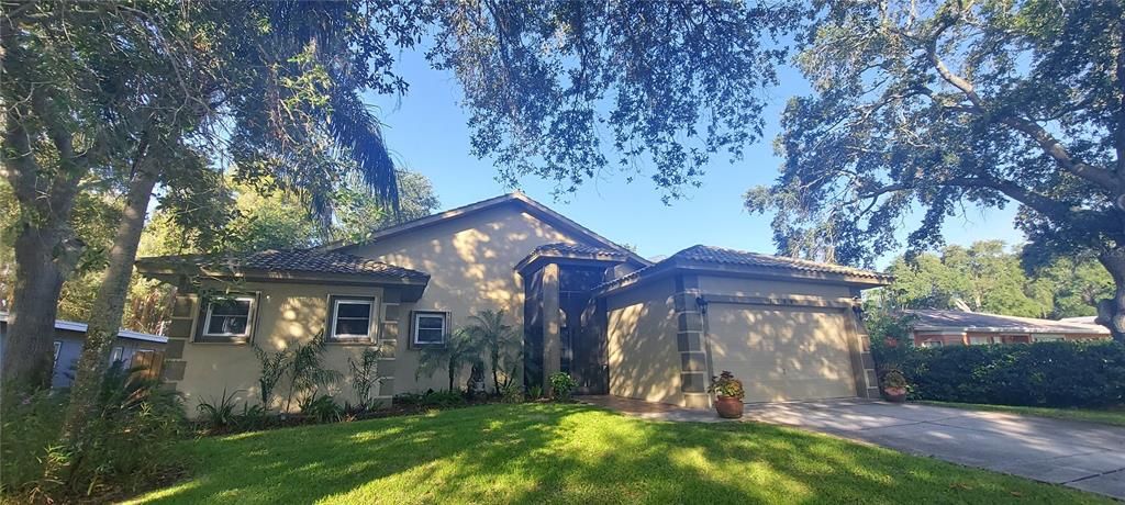 Recently Rented: $3,100 (3 beds, 2 baths, 2176 Square Feet)