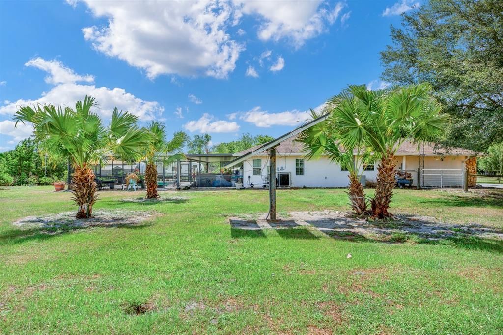 Recently Sold: $475,000 (4 beds, 2 baths, 2210 Square Feet)