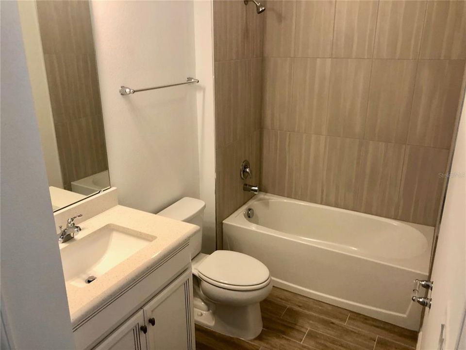 Недавно арендовано: $3,000 (4 спален, 3 ванн, 2515 Квадратных фут)