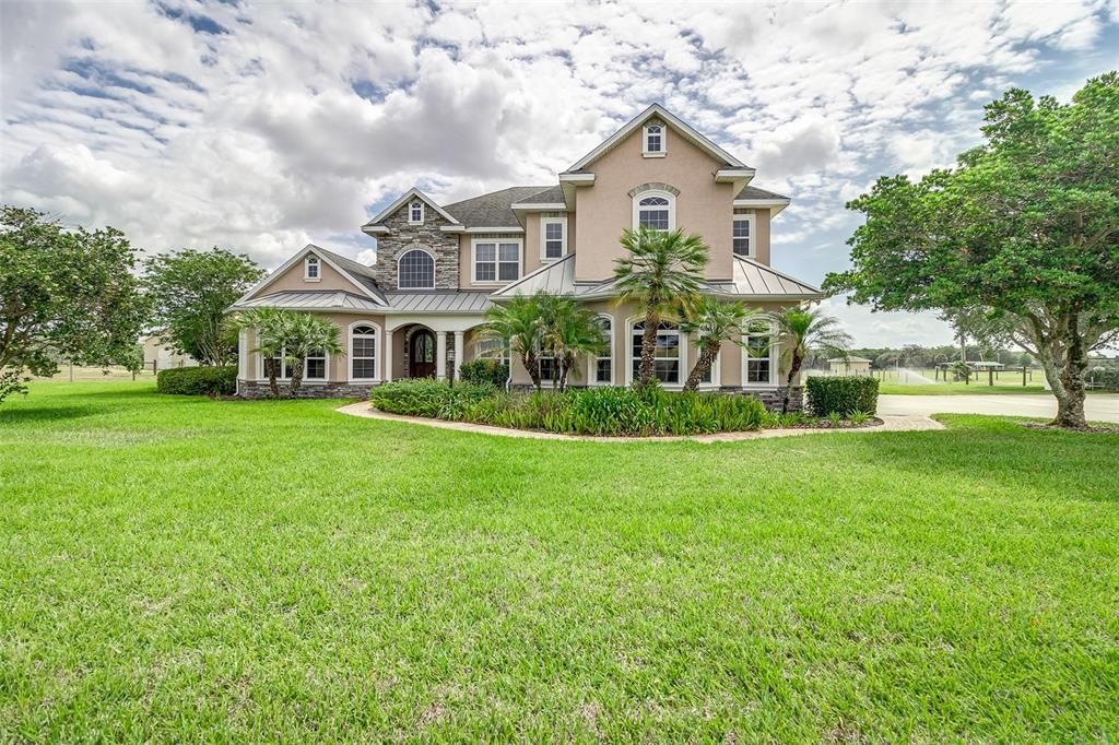 Recently Sold: $1,599,999 (5 beds, 4 baths, 3888 Square Feet)