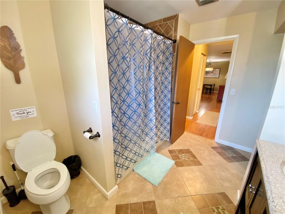 Недавно арендовано: $1,595 (2 спален, 2 ванн, 1407 Квадратных фут)