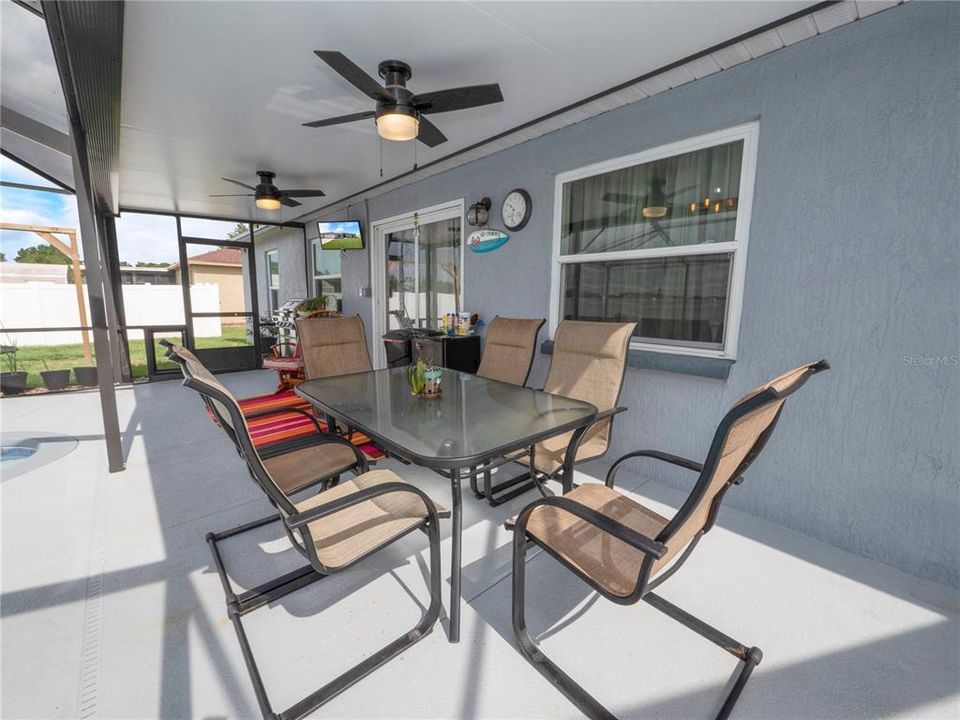 Recently Sold: $390,000 (3 beds, 2 baths, 1501 Square Feet)