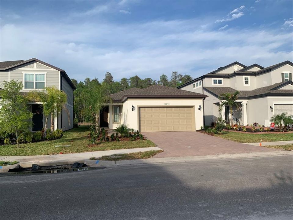 Recently Sold: $331,830 (4 beds, 2 baths, 1580 Square Feet)