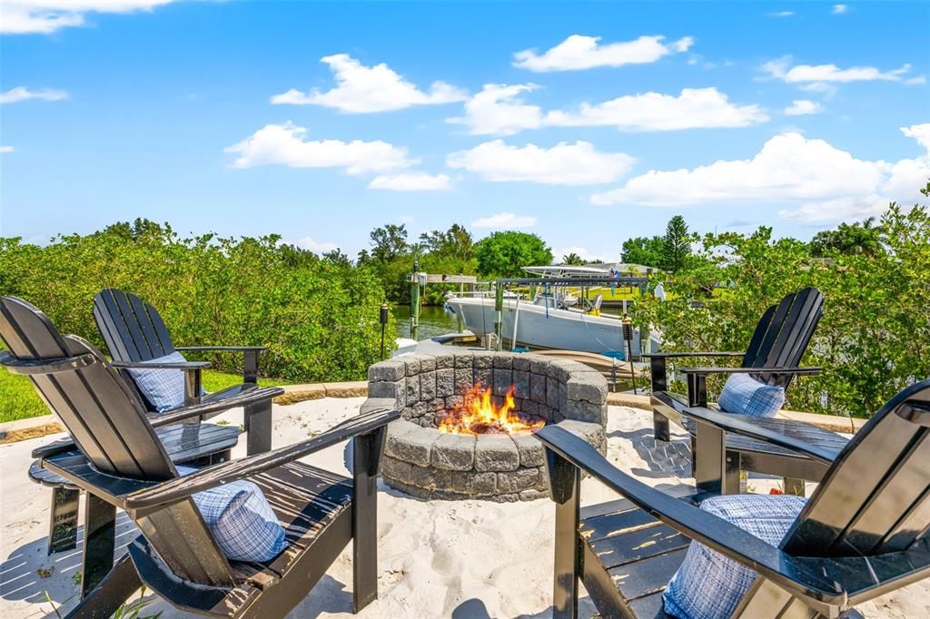 Recently Sold: $1,690,000 (4 beds, 3 baths, 3398 Square Feet)