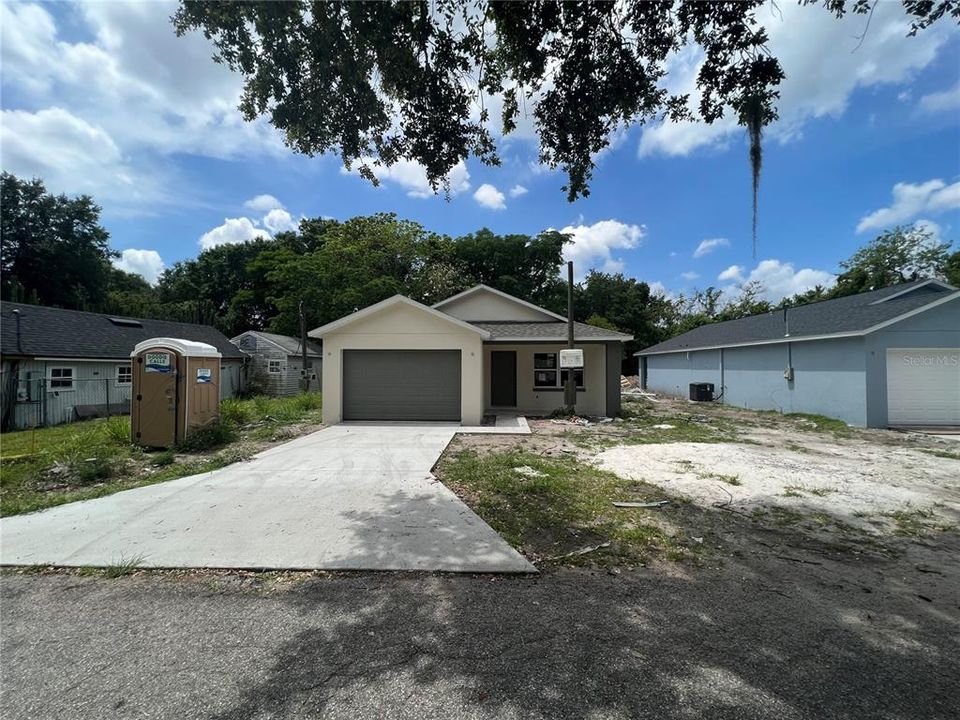 Recently Sold: $239,900 (3 beds, 2 baths, 1262 Square Feet)