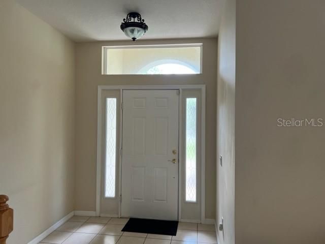 Entry / Foyer