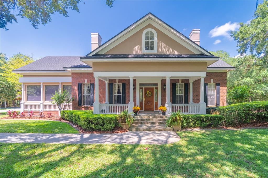 Recently Sold: $1,190,000 (4 beds, 3 baths, 4267 Square Feet)