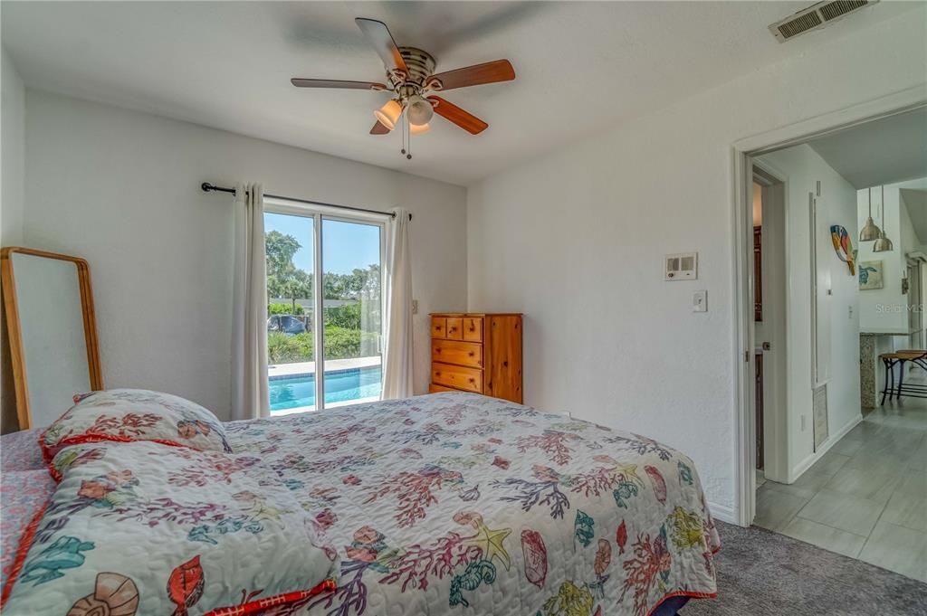 Recently Sold: $599,000 (2 beds, 2 baths, 1159 Square Feet)